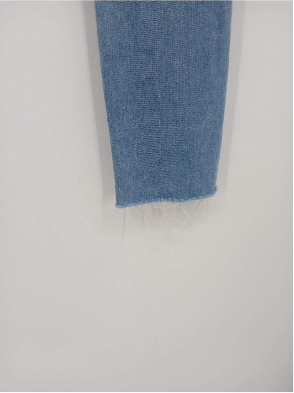 Hudson Jeans Blair High Rise Straight Crop Womens Size 26 Blue Distressed - Picture 16 of 16